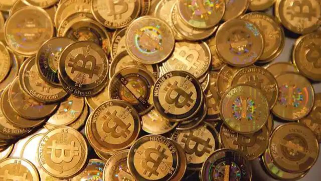 Bitcoin plunges below $30,000, lowest since July 2021 比特币价格跌破3万美元,为2021年7月以来的最低水平