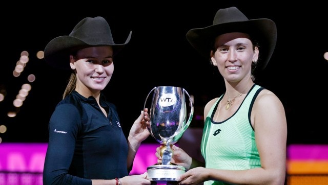2022年WTA总决赛卡罗琳·加西亚击败阿瑞娜·萨巴伦卡，获得职业生涯最大头衔